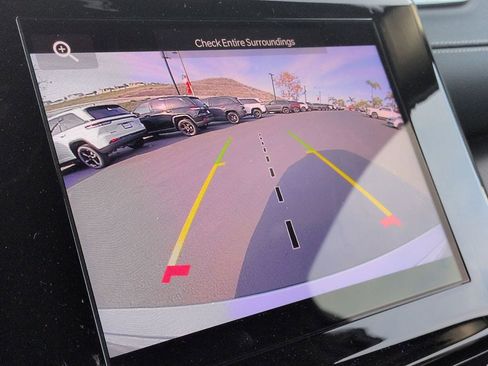 New 2025 Jeep Grand Cherokee Laredo image 17