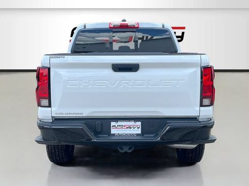 Used 2026 Chevrolet Colorado W/T RWD image 6
