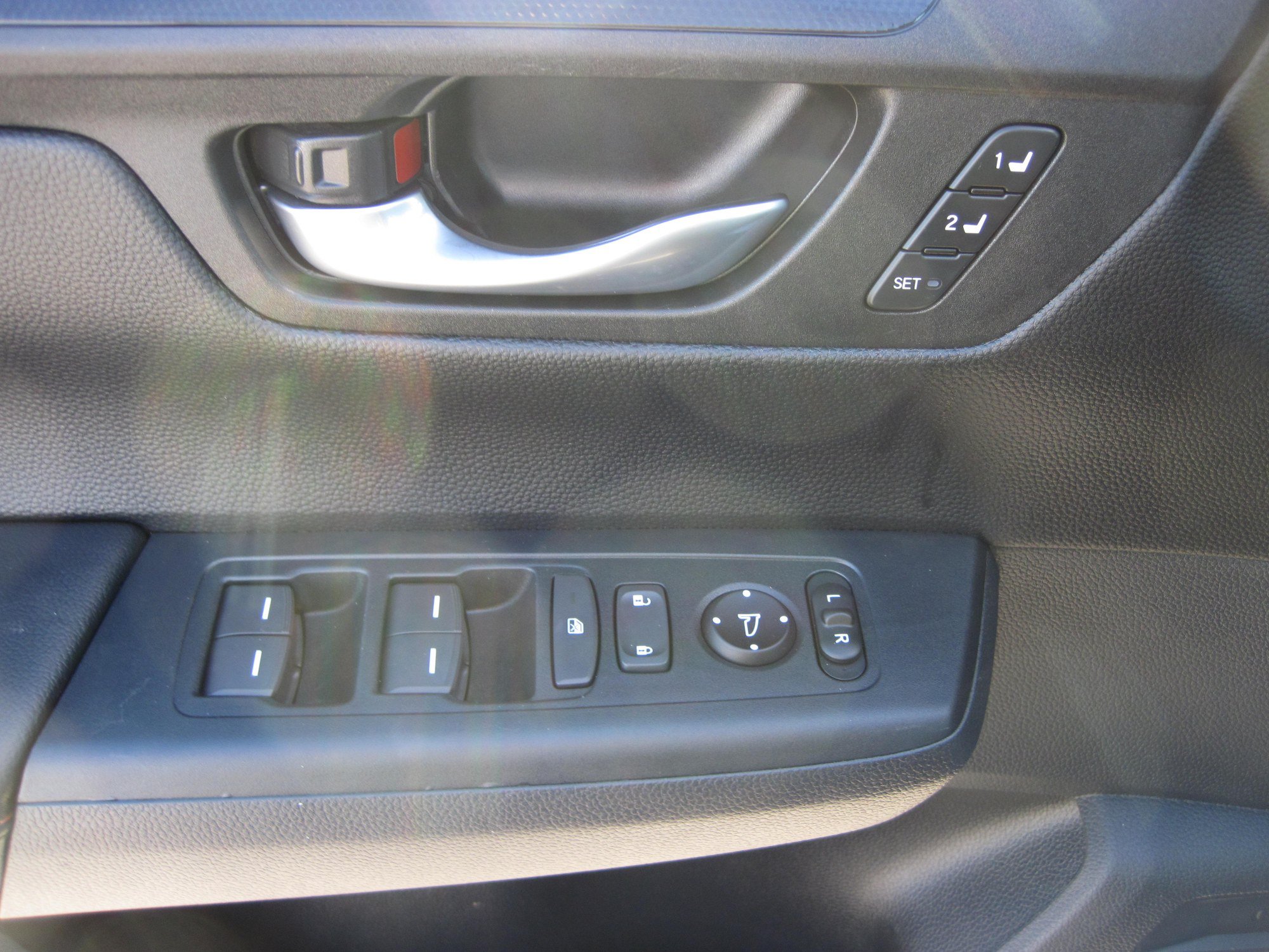 Used 2025 Honda CR-V Sport-L image 15