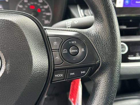 Used 2024 Toyota Corolla LE FWD image 20