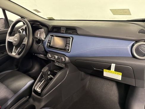 Used 2025 Nissan Versa SV w/ Trunk Package image 21
