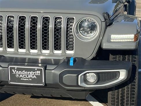 Used 2023 Jeep Wrangler Sahara w/ Cold Weather Group image 9