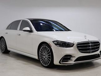 Used 2022 Mercedes-Benz S 580 4MATIC Sedan video 1