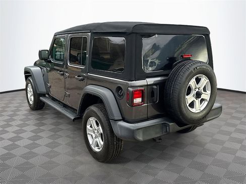 Used 2023 Jeep Wrangler Sport S image 8