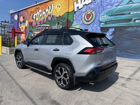 Used 2022 Toyota RAV4 XSE w/ Weather Package AWD/4WD image 3