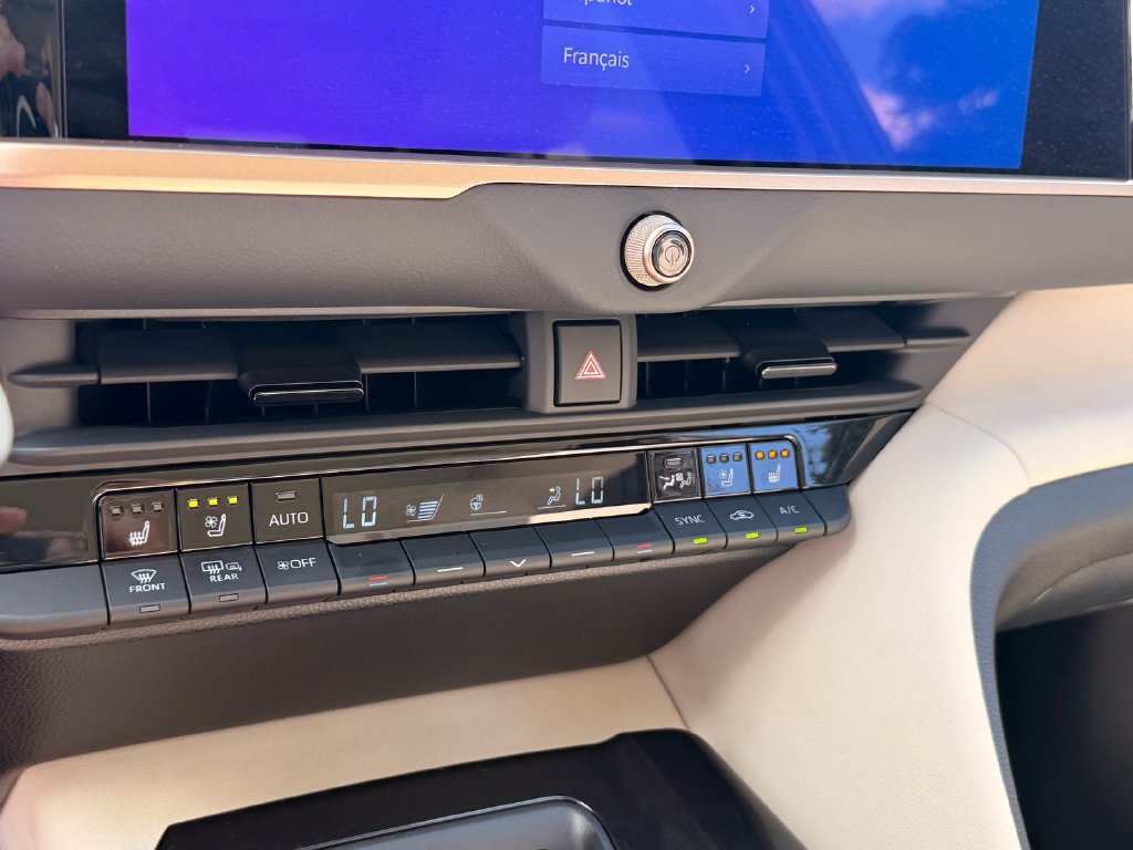 Certified 2025 Toyota Crown AWD/4WD image 19