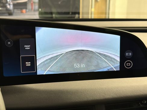 Used 2025 Lucid Air Touring AWD/4WD image 17