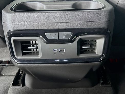 Used 2025 GMC Sierra 1500 AT4 w/ AT4 Premium Package AWD/4WD image 27