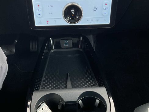 Used 2024 Ford Mustang Mach-E GT image 27