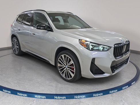 Used 2026 BMW X1 xDrive28i w/ Technology Package AWD/4WD image 4