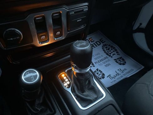 Used 2023 Jeep Wrangler Sport S image 22