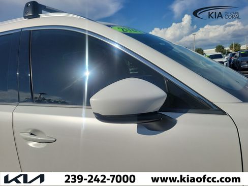 Used 2024 MAZDA CX-90 Plug-In Hybrid w/ Premium Pkg AWD/4WD image 6
