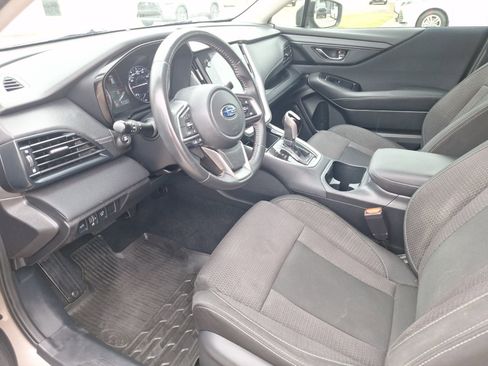Used 2022 Subaru Outback Premium image 16