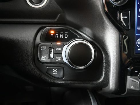 Used 2021 RAM 1500 Big Horn AWD/4WD image 31