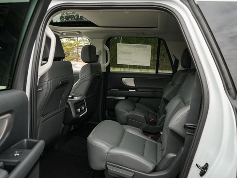 New 2026 Ford Expedition Max Active AWD/4WD image 19