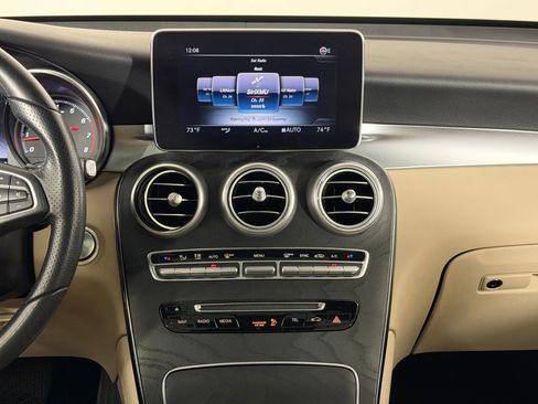 Used 2018 Mercedes-Benz GLC 300 image 23