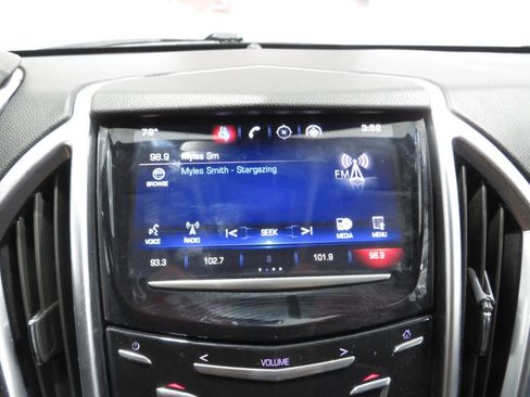 Used 2014 Cadillac SRX FWD image 16