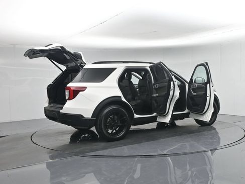 Used 2022 Ford Explorer Timberline AWD/4WD image 5