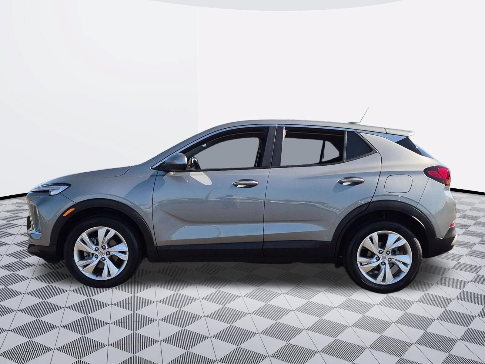 Used 2025 Buick Encore GX Preferred FWD image 4