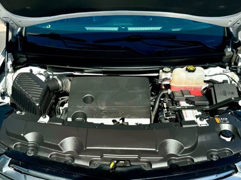 Used 2023 Chevrolet Traverse Premier image 25