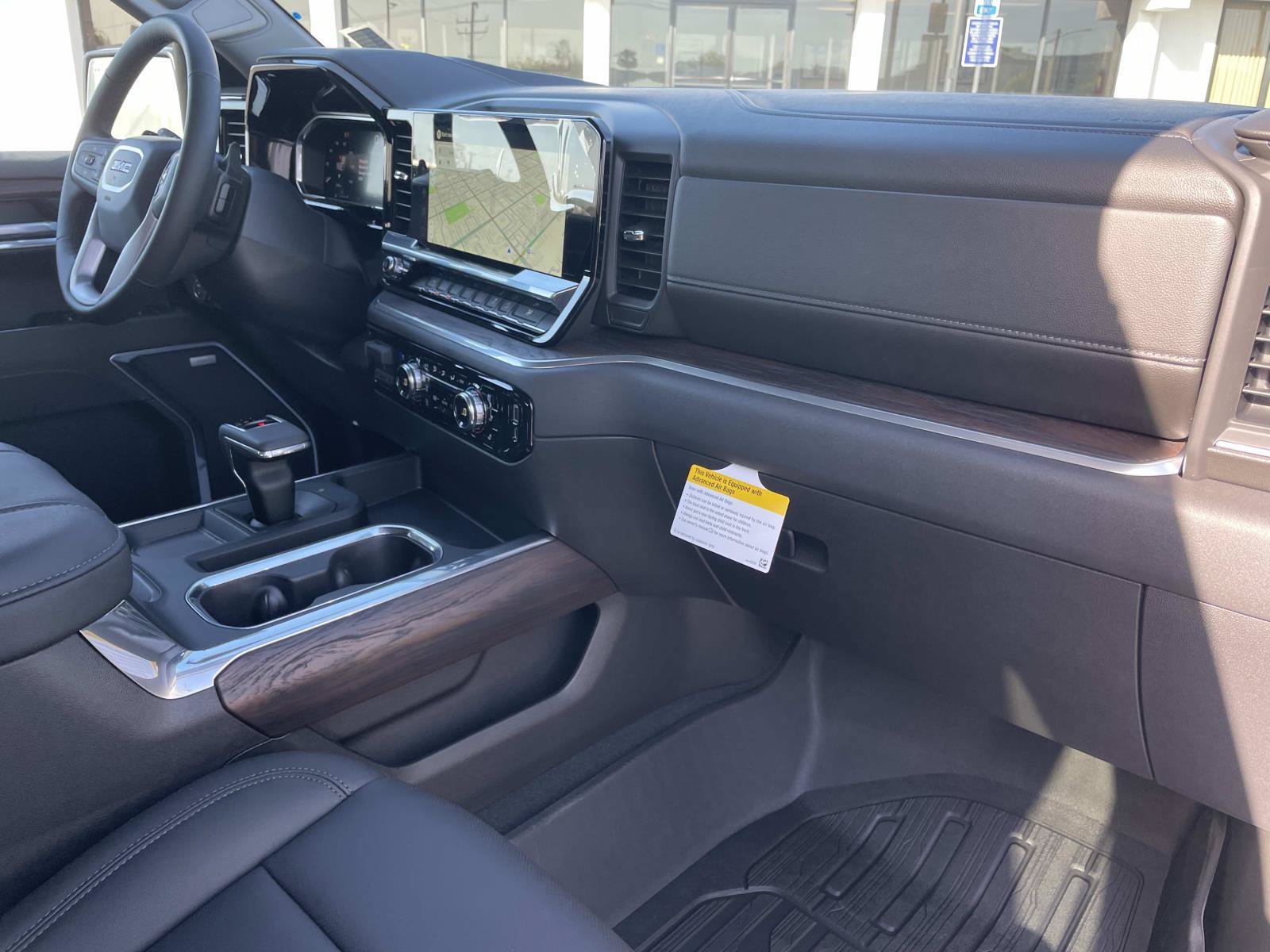 New 2026 GMC Sierra 1500 SLT w/ SLT Premium Package AWD/4WD image 29