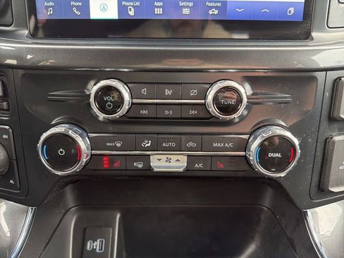 Certified 2022 Ford F150 XLT w/ Equipment Group 302A High image 33