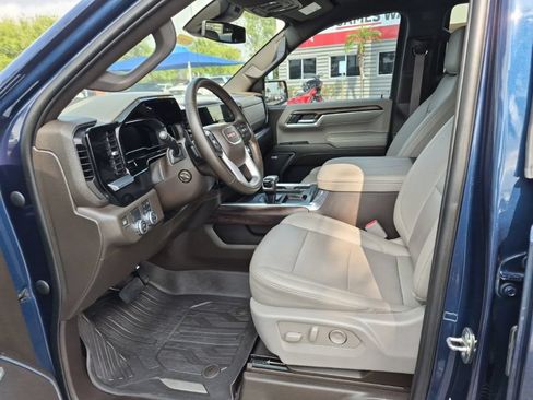 Used 2023 GMC Sierra 1500 SLT RWD image 11