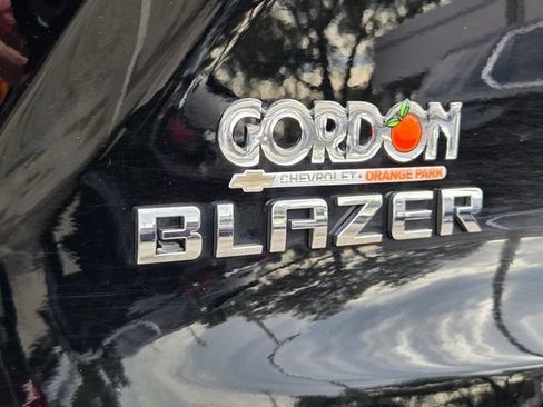Certified 2025 Chevrolet Blazer LT FWD image 18