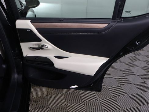 Used 2023 Lexus ES 350 w/ Ultra Luxury Package image 30
