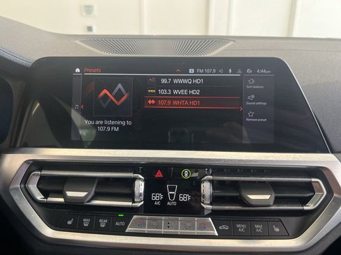 Used 2022 BMW M440i Coupe image 21