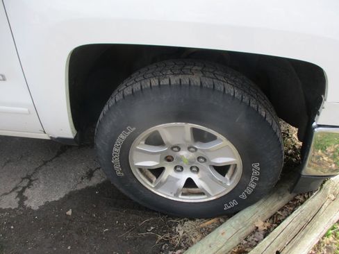 Used 2015 Chevrolet Silverado 1500 LT w/ All Star Edition image 3