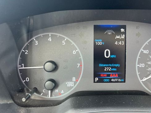 Used 2025 Toyota Corolla LE FWD image 10