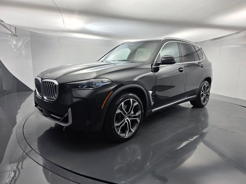 Certified 2024 BMW X5 sDrive40i w/ Premium Package RWD image 8