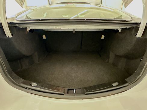 Used 2019 Ford Fusion SE image 30