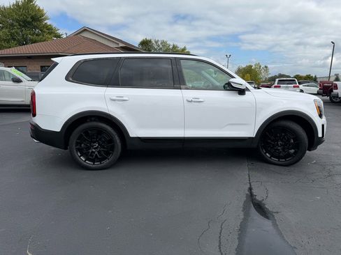 Used 2022 Kia Telluride EX w/ EX Premium Package image 4