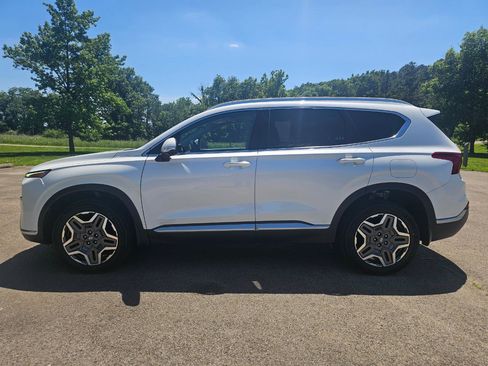 Used 2021 Hyundai Santa Fe Limited w/ Cargo Package AWD/4WD image 9