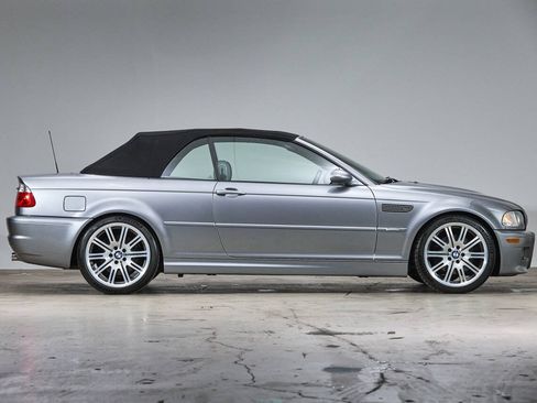 Used 2005 BMW M3 Convertible RWD image 4