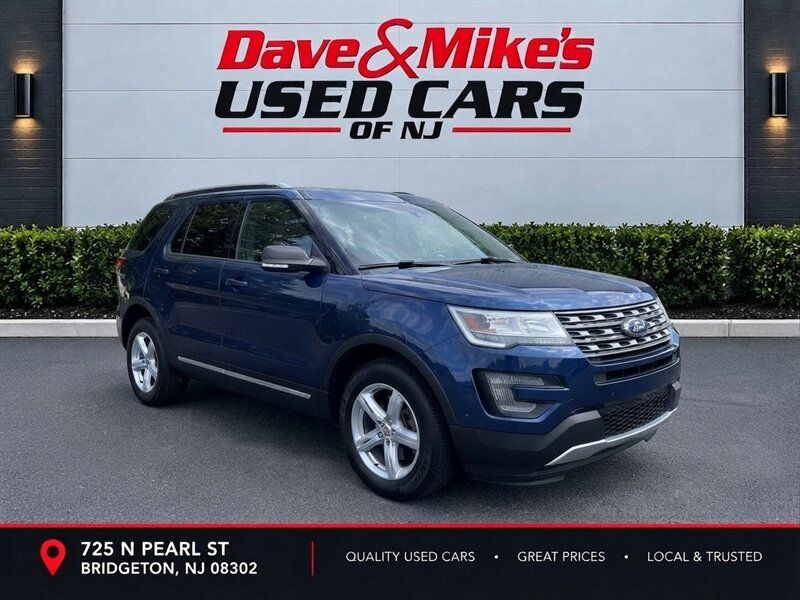 Used 2016 Ford Explorer XLT w/ Equipment Group 202A AWD/4WD image 1
