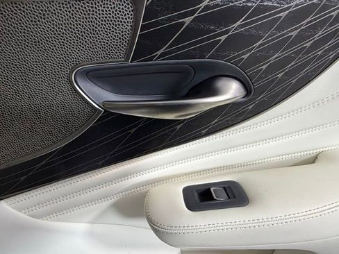 Used 2022 Lexus LS 500 w/ Luxury Package image 31