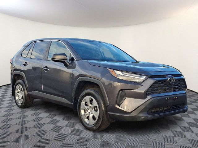 Used 2023 Toyota RAV4 LE AWD/4WD image 1