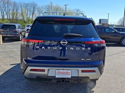 Used 2023 Nissan Pathfinder SL w/ SL Premium Package AWD/4WD image 9