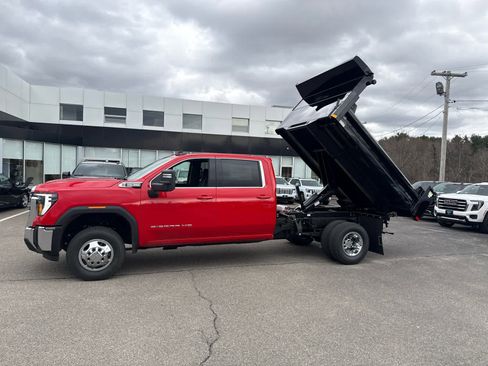 New 2026 GMC Sierra 3500 SLE w/ SLE Convenience Package image 9