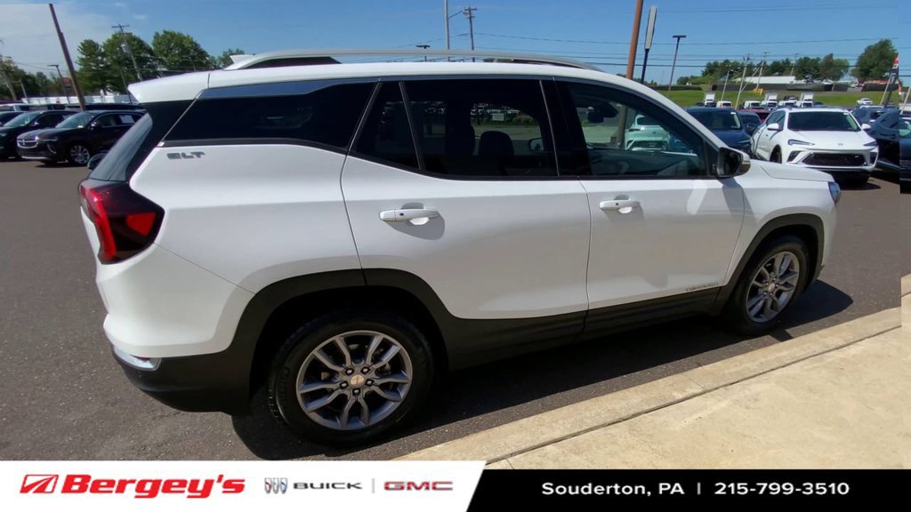 Used 2023 GMC Terrain SLT FWD image 10