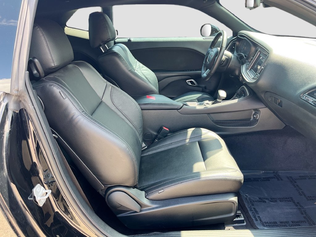 Used 2019 Dodge Challenger SXT w/ Blacktop Package RWD image 25