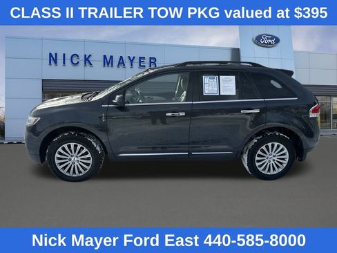 Used 2013 Lincoln MKX AWD w/ Class II Trailer Tow Pkg image 4