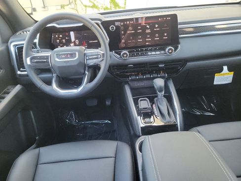 New 2026 GMC Canyon Elevation RWD image 13
