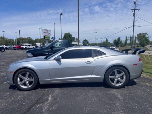Used 2015 Chevrolet Camaro LT w/ 1LT Preferred Package RWD image 1