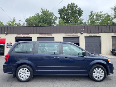Used 2014 Dodge Grand Caravan American Value Package FWD image 7