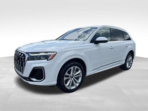 Used 2025 Audi Q7 3.0T Premium Plus AWD/4WD image 6