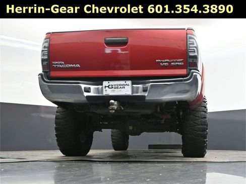 Used 2012 Toyota Tacoma PreRunner image 41